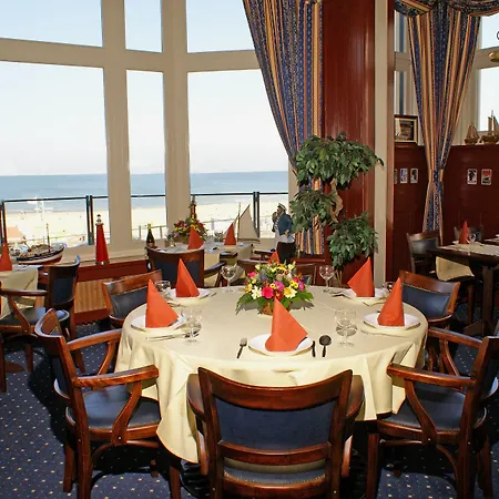 Boulevard Scheveningen 3* Hága