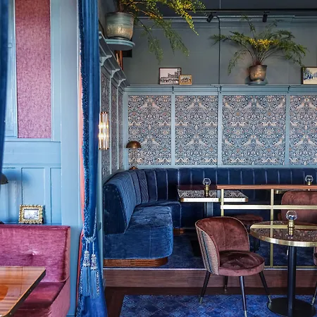 Szálloda Boulevard Scheveningen Hága