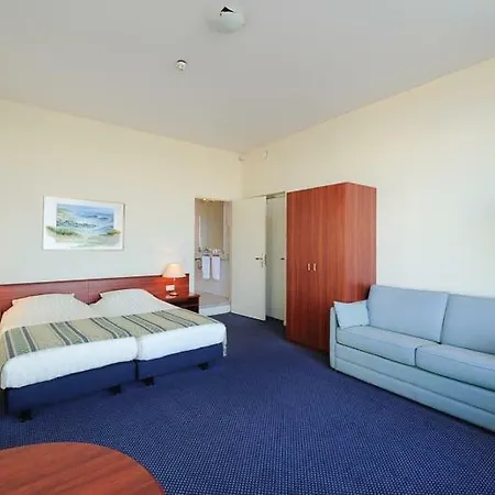 Szálloda Boulevard Scheveningen Hága