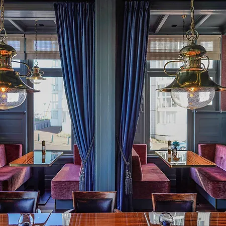 Boulevard Scheveningen Hotel