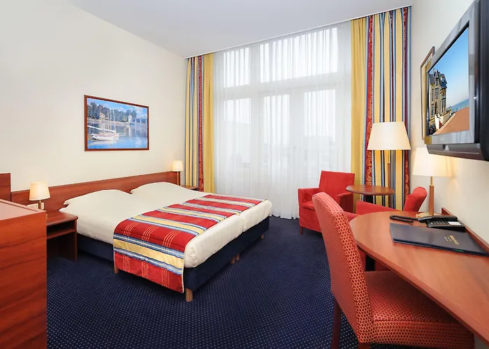 Boulevard Scheveningen Hotel 3*