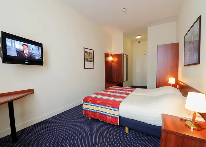 Ξενοδοχείο Boulevard Scheveningen 3*